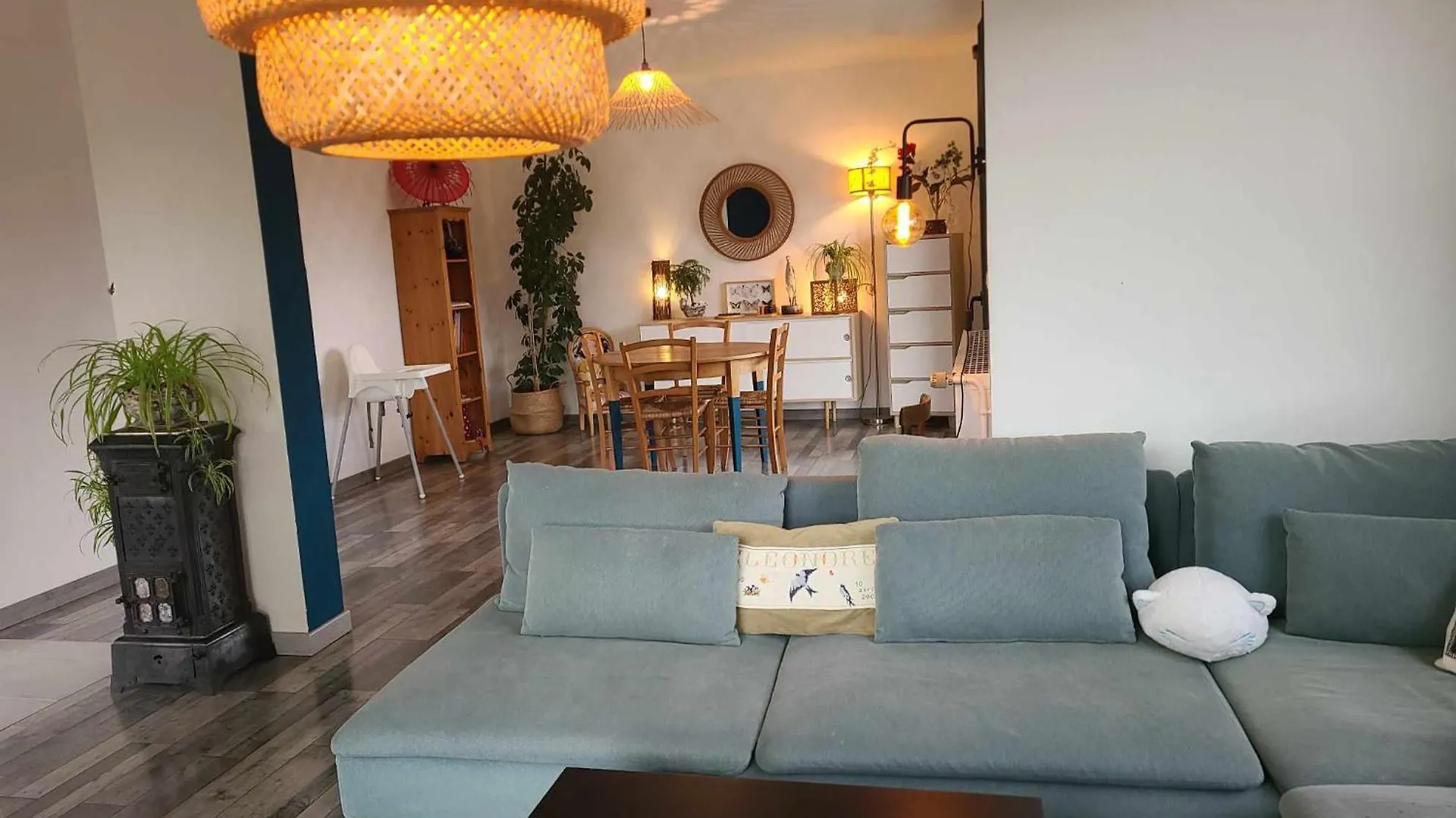 La Maison De Virginie contacts