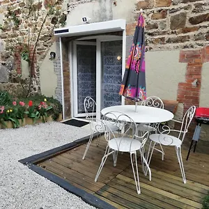 41-rue-de-la-roche.midi-pyreneeshotels.com/